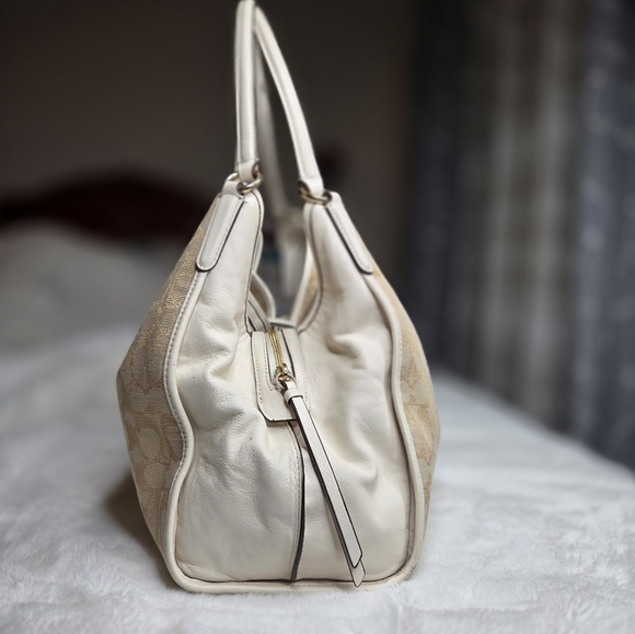 Coach Handbag & Wallet - Picture 5 of 16